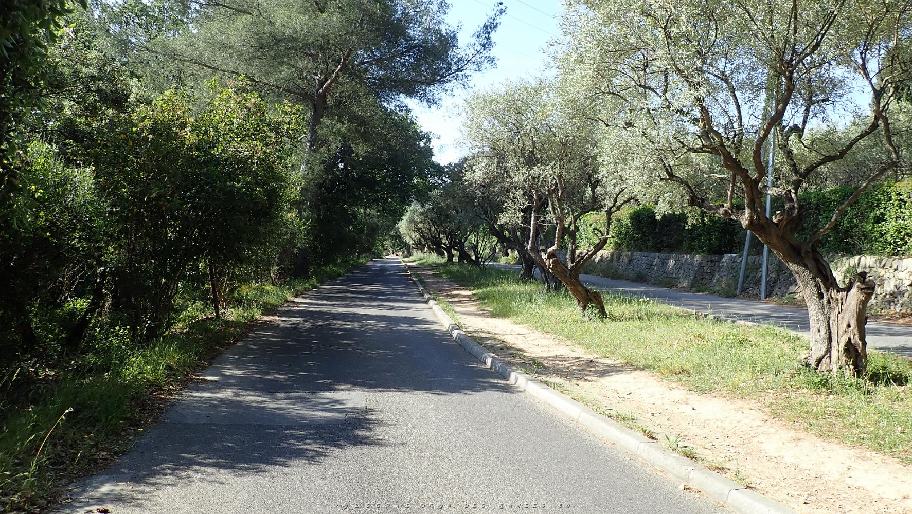 2  Direction Chateauvallon.JPG